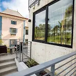Luxurious One Bedroom Suite With Balboa Park View